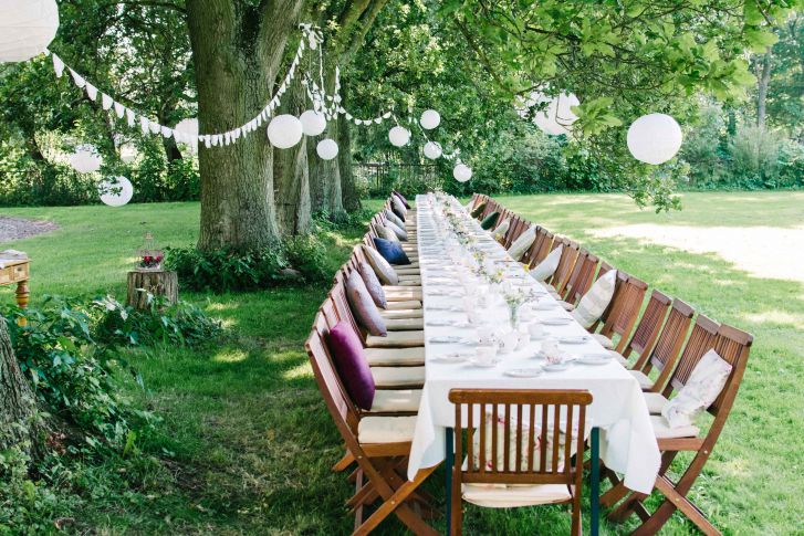 Kaffeetafel im Schlossgarten